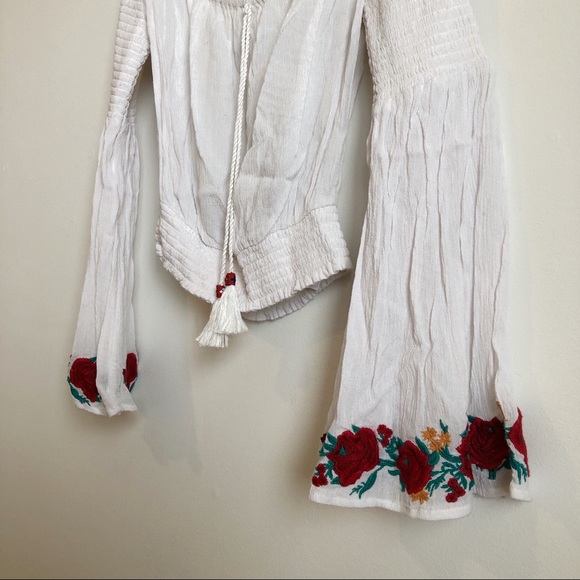 BAND OF GYPSIES Flare Sleeve Embroidered Crop Top - Picture 5 of 15